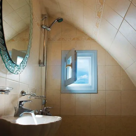 Hotel Ellinon Thea Boutique Firostefani